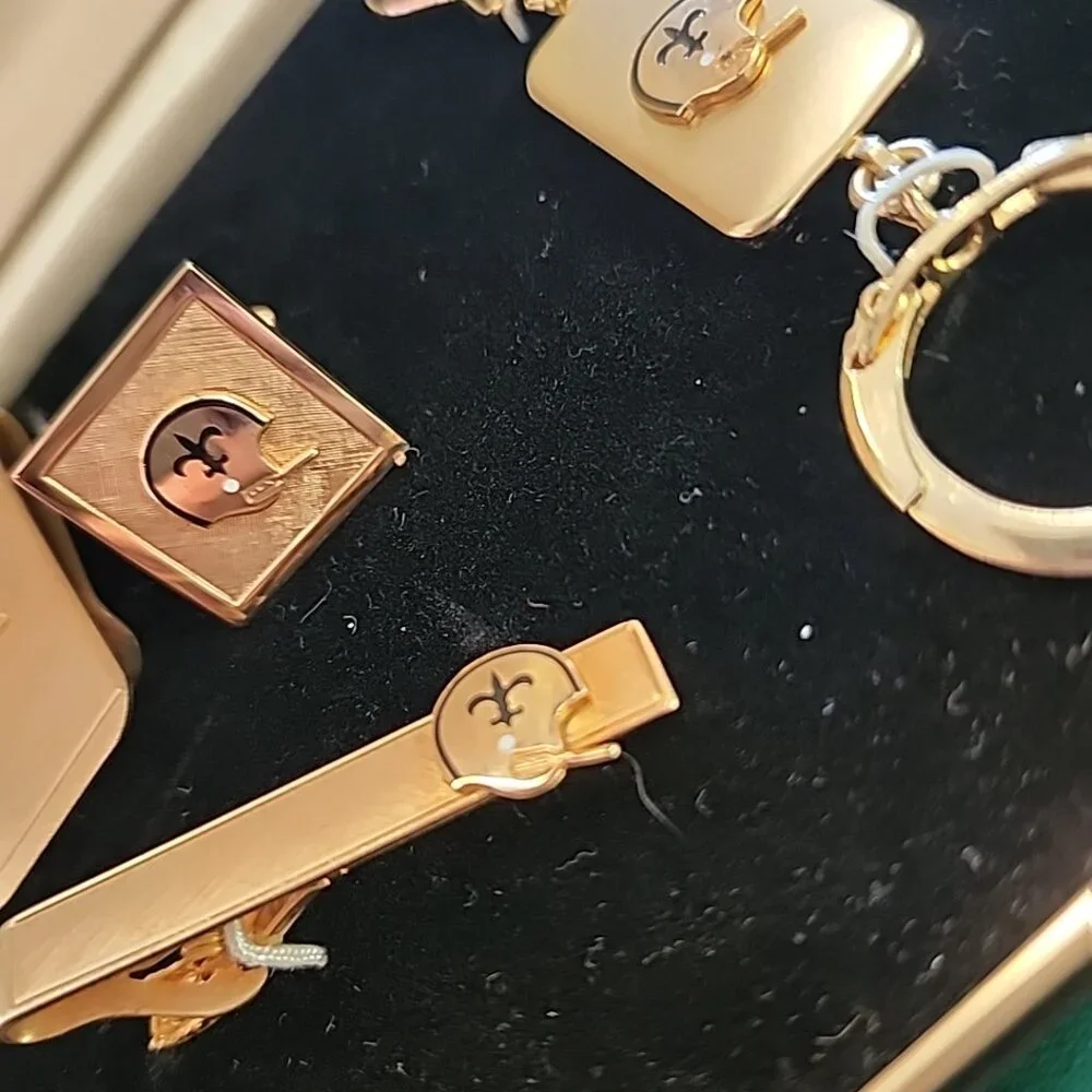 Vintage New Orleans Saints Football Jewelry Set Money Clip Cufflinks Keychain